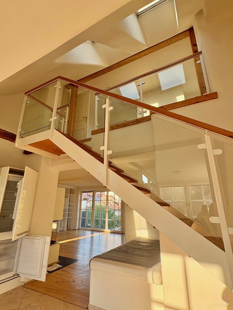 5 Zimmer Dachgeschossgalerie - Maisonettwohnung mit großer Terrasse und Balkon OHNE Lift