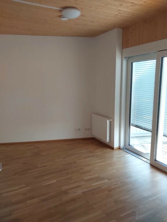 Traumhafte 2-Zimmer-Penthousewohnung mit zwei Dachterrassen und Schlossbergblick am Lendkai zu vermieten!